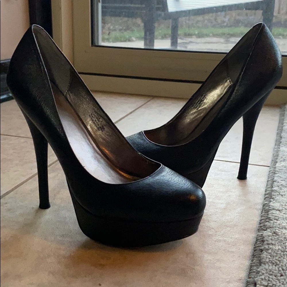 Zigi soho staple heels